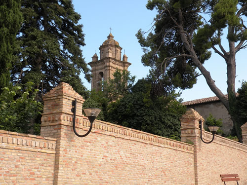 CHIUSURA DEI CAMPI SPORTIVI E POLIVALENTI SITI ALL\'INTERNO DEI PARCHI PUBBLICI