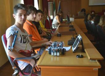 RoboCup Jr, gli alunni della scuola media \'Dante Alighieri\' alle gare di Eindhoven